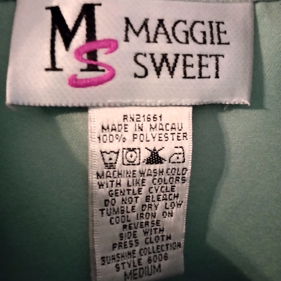 Maggie Sweet Pantsuit Jacket, Celery or Light Green, Size M, Pre-owned - Picture 6 of 7